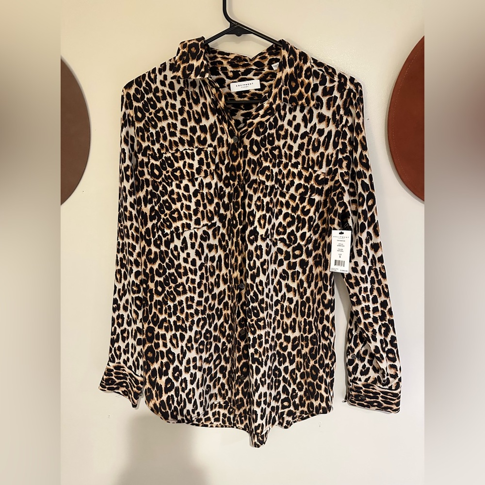 NWT silk button down - Picture 6 of 7